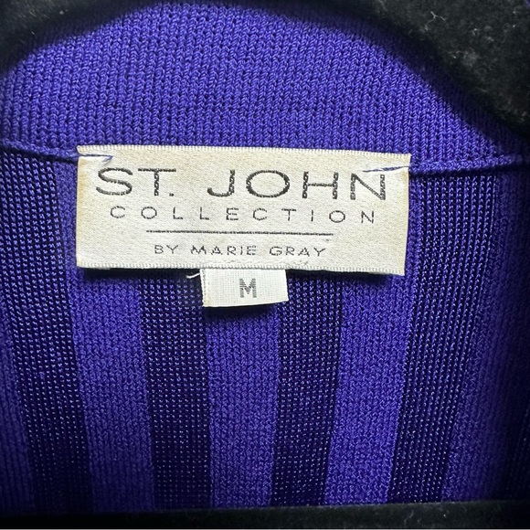 Vintage St John Collection by Marie Gray purple crest cardigan - Picture 4 of 9